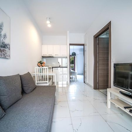 Dimitra & Deslina Luxury Αpartments Apartamento Georgioupoli Exterior foto