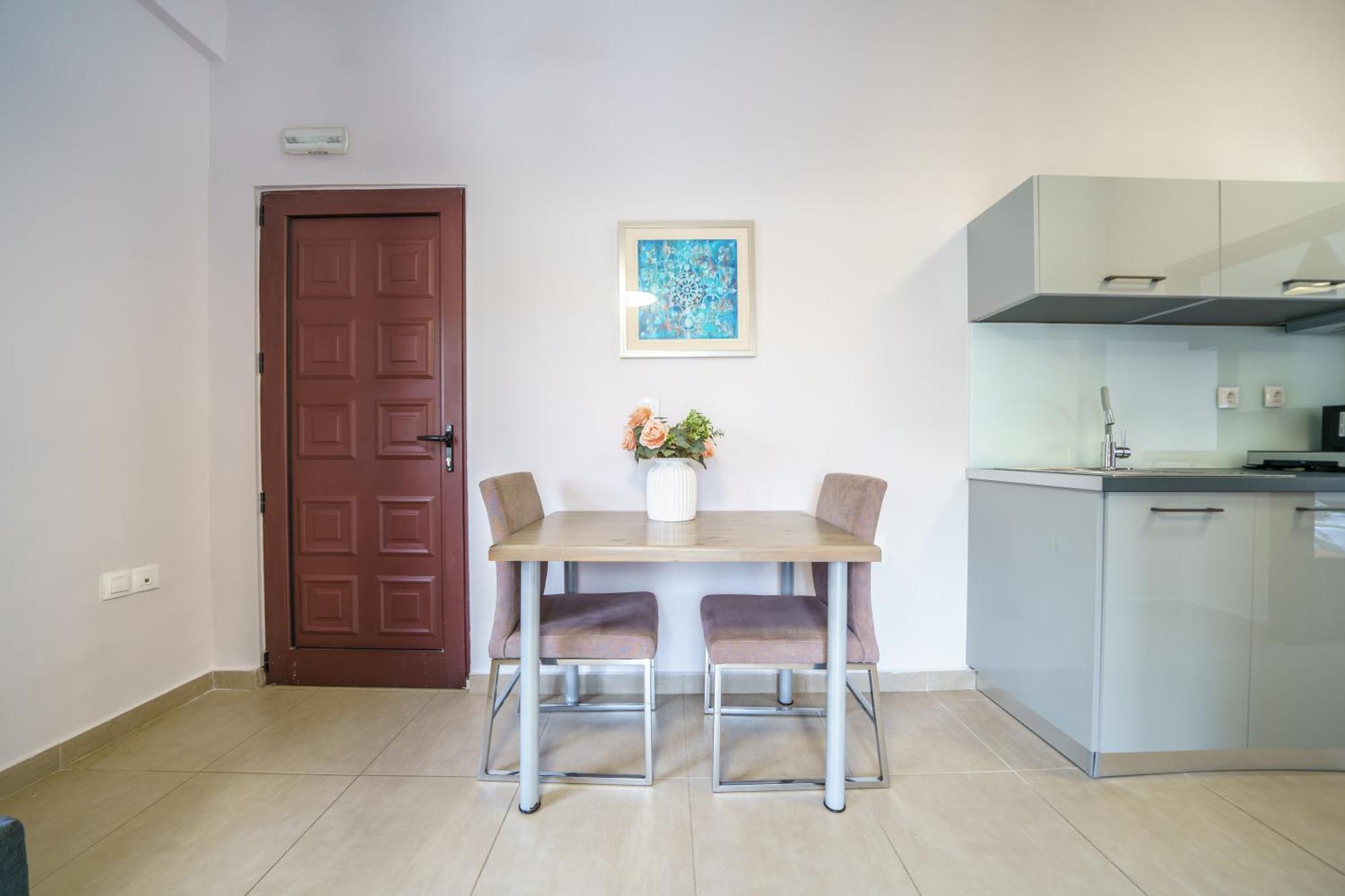 Dimitra & Deslina Luxury Αpartments Apartamento Georgioupoli Exterior foto