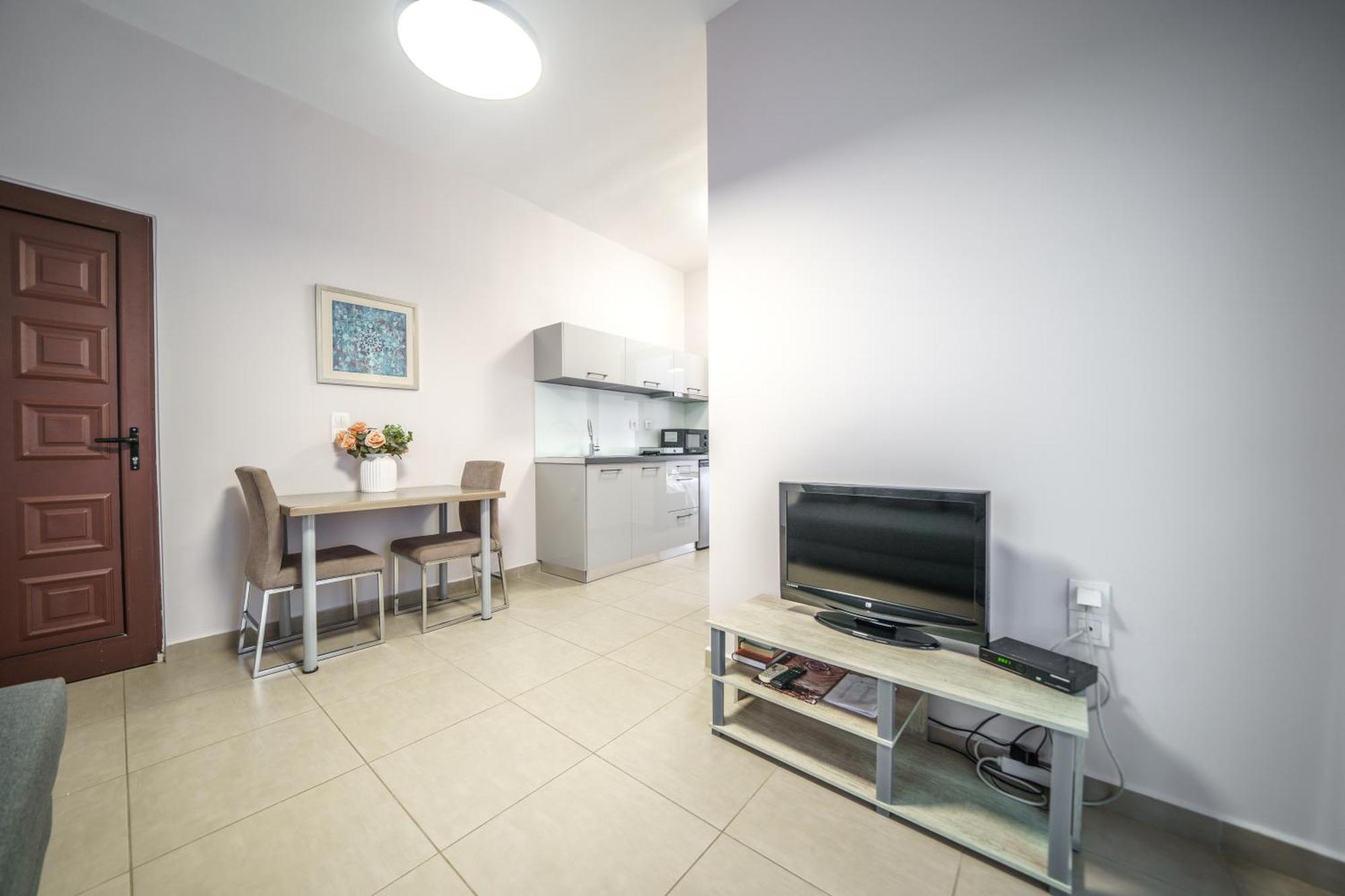 Dimitra & Deslina Luxury Αpartments Apartamento Georgioupoli Exterior foto