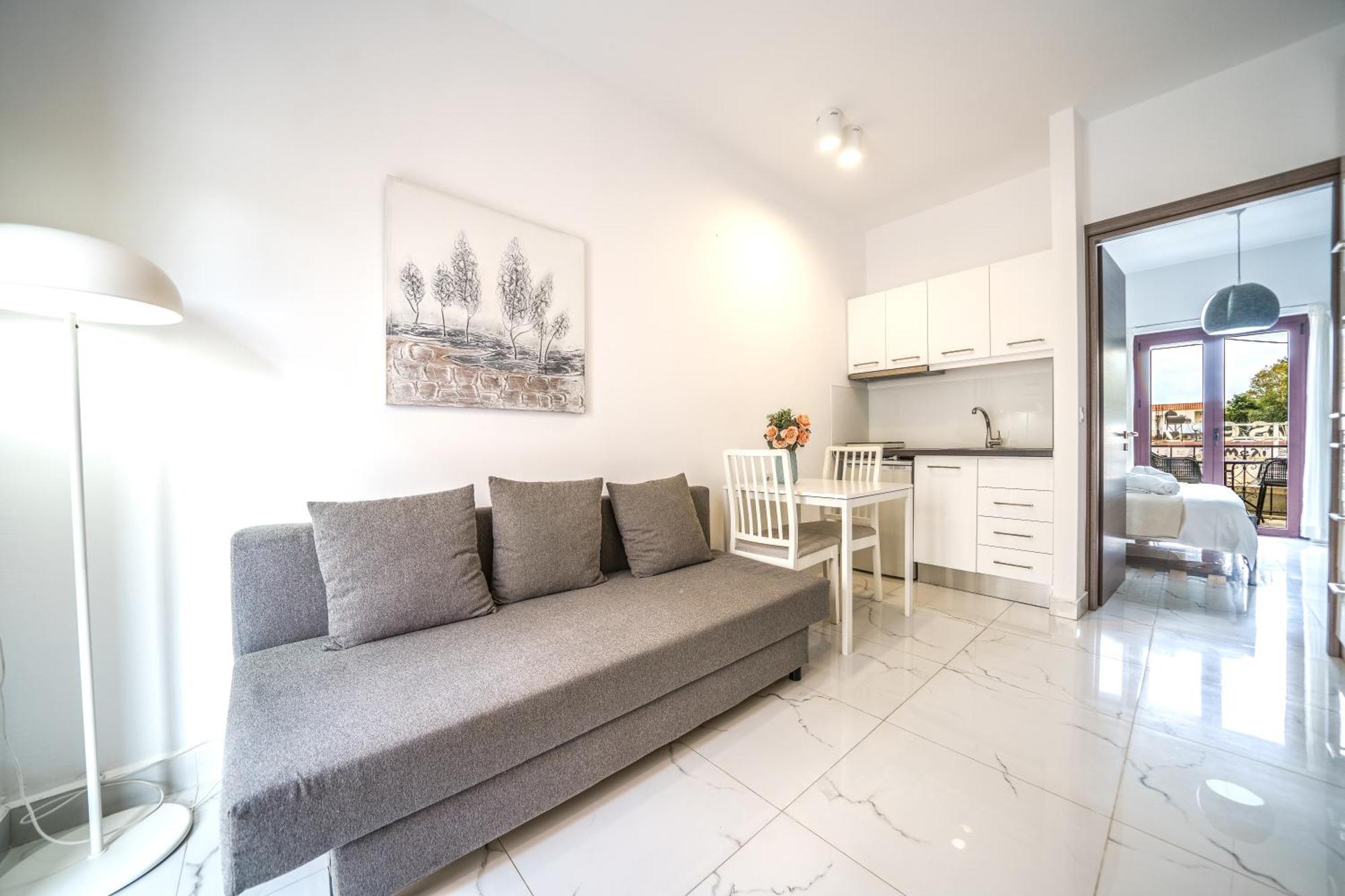 Dimitra & Deslina Luxury Αpartments Apartamento Georgioupoli Exterior foto